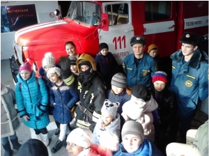 В гостях у пожарных